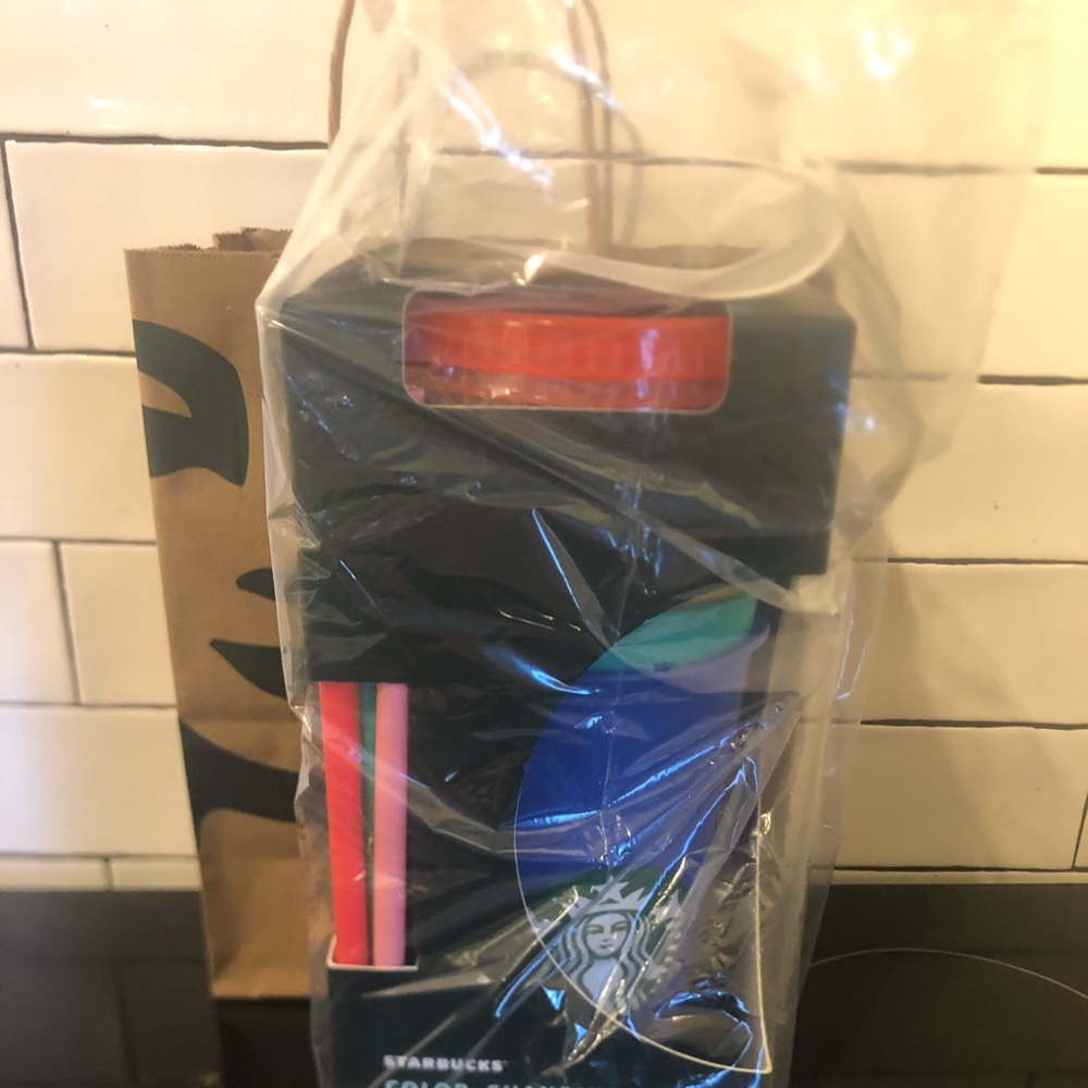 Brand New Starbucks Colour Changing Cups-Set of 5